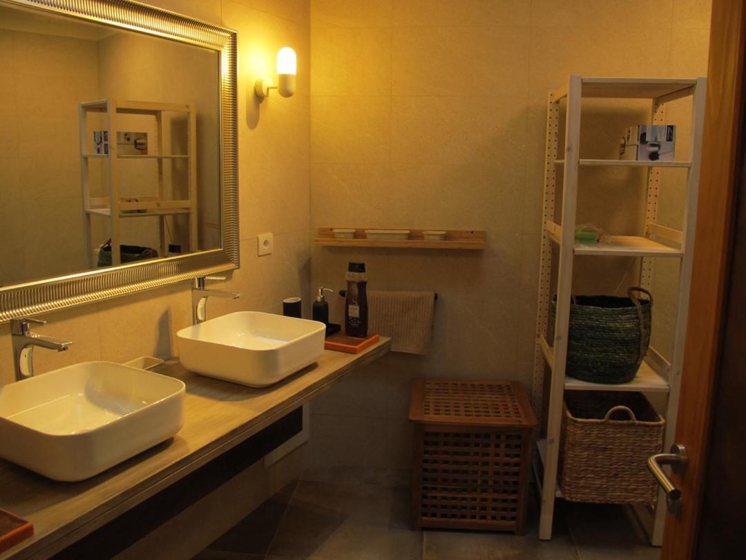 Bungalow Goa Pool View, Playa Roca Residence Sea Front Access - Free Ac - Wifi Costa Teguise Εξωτερικό φωτογραφία